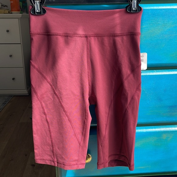 NWOT FP Movement Biker shorts - Picture 2 of 4